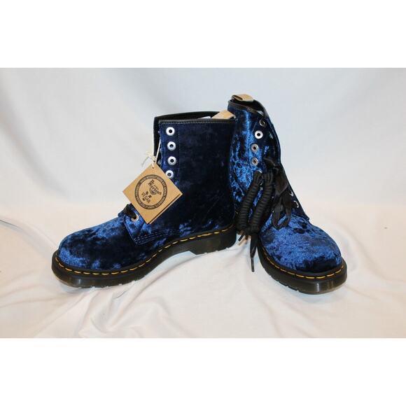 DR. MARTENS Women's Airwair Vegan 1460 Blue Velvet Crushed Velvet Boots NEW - Picture 5 of 7